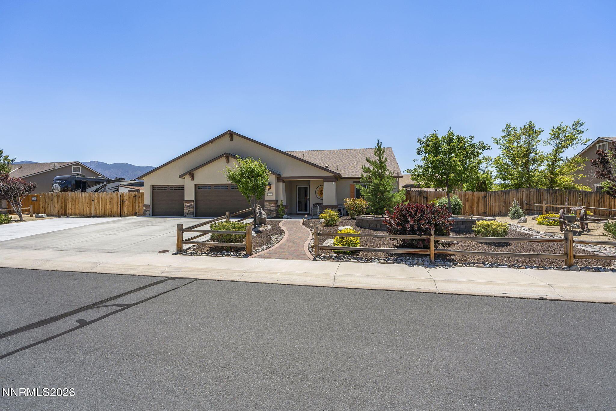 127 Eagle Brook Lane — photo