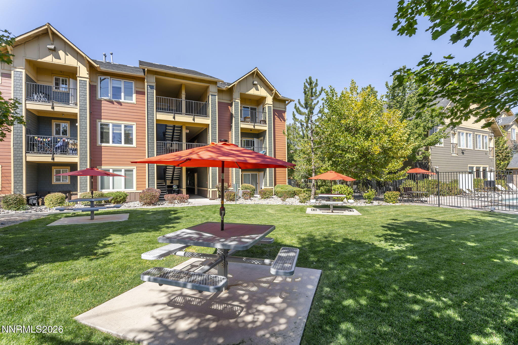 1450 Idlewild Drive Unit 1021 — photo