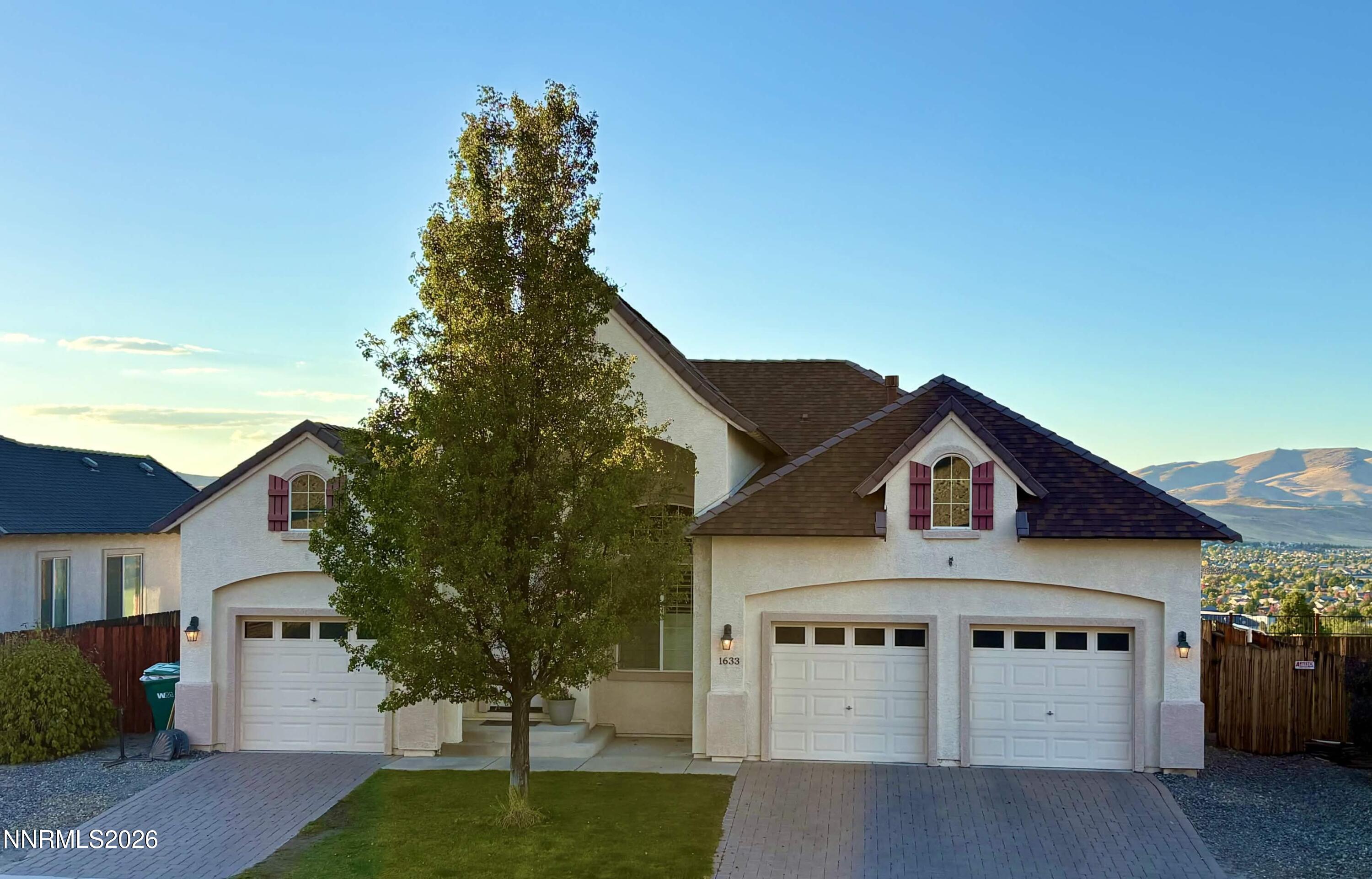 1633 Cloud Peak Drive — photo