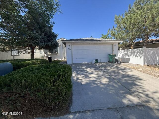 152 Ave De La Blue Clair Avenue — photo