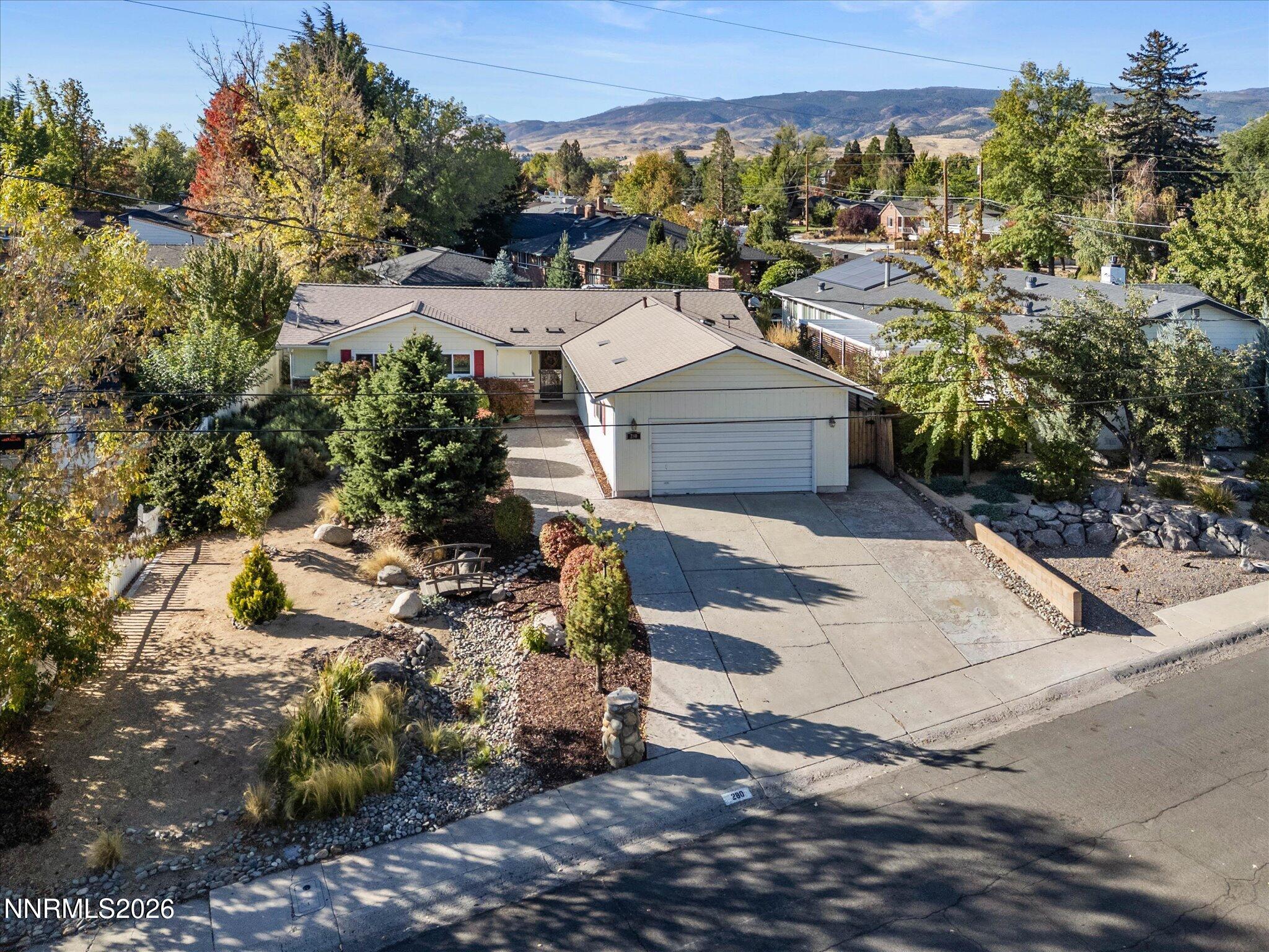 280 Wild Rose Drive — photo