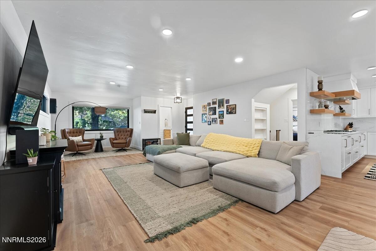 940 Manor Drive, Reno, NV 89509 — photo 3