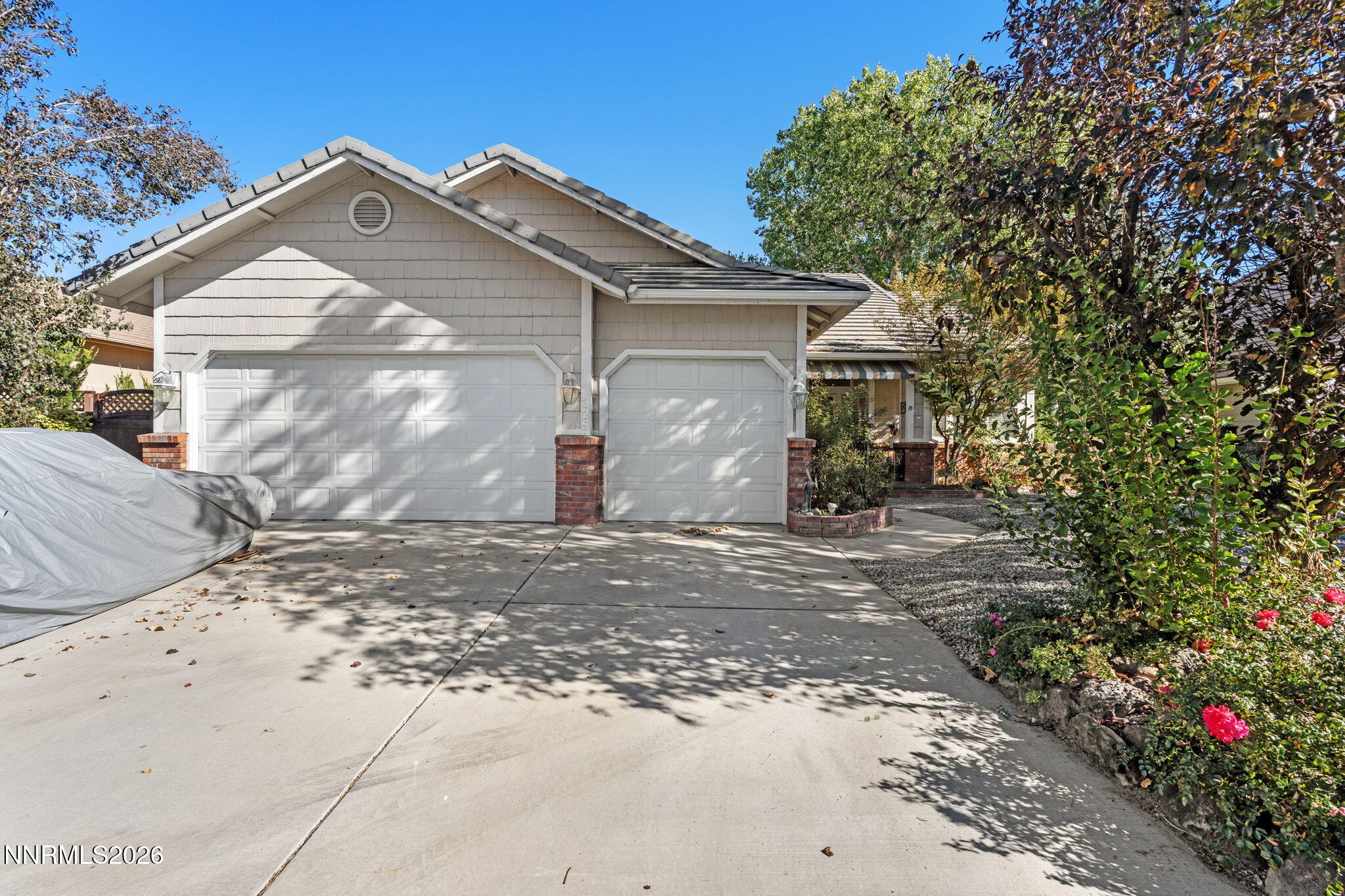 325 Bayhill Circle — photo