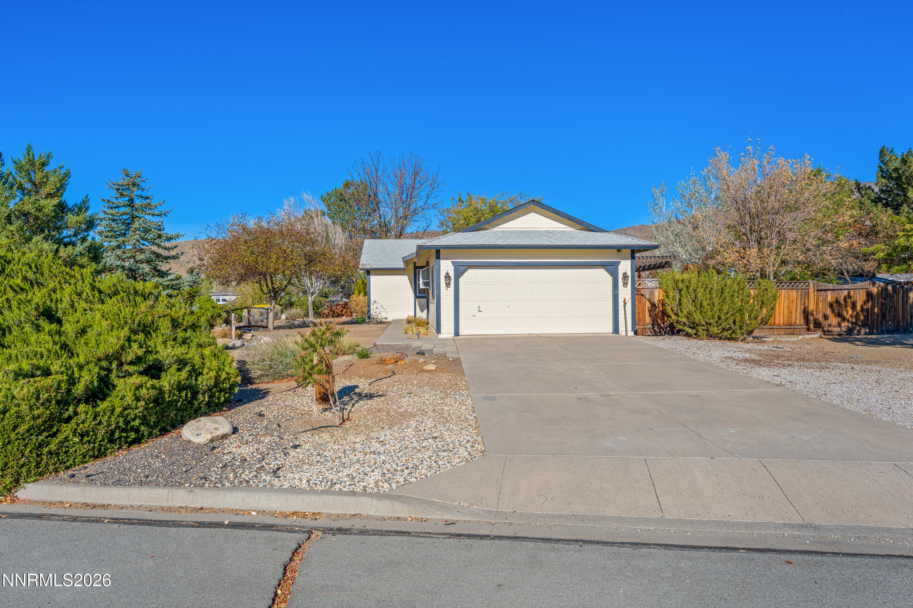 17645 Blackbird Drive — photo
