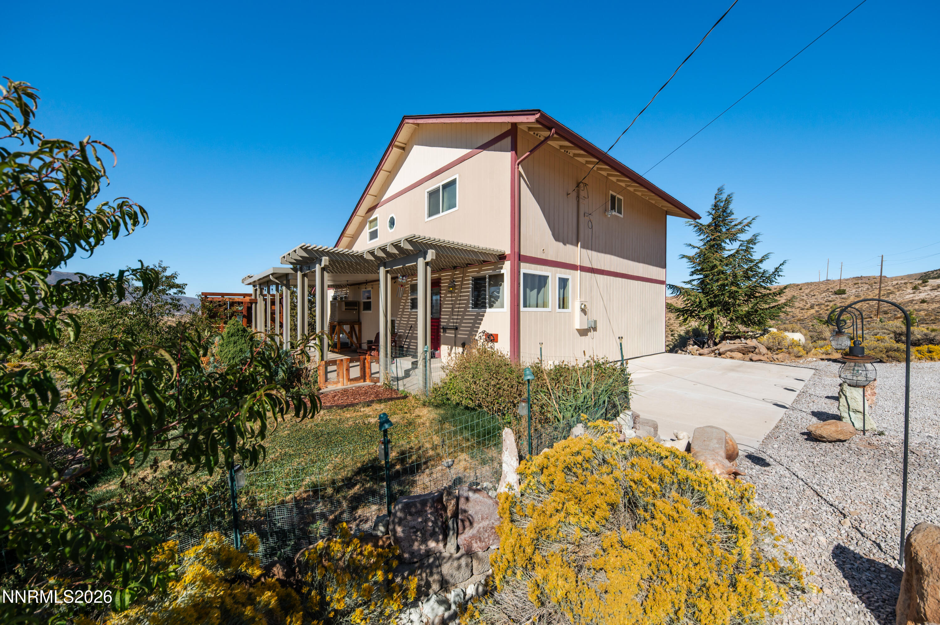 3595 E Golden Valley Road — photo