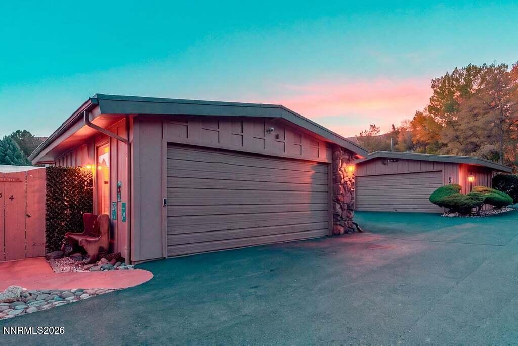154 Lake Glen Drive — photo