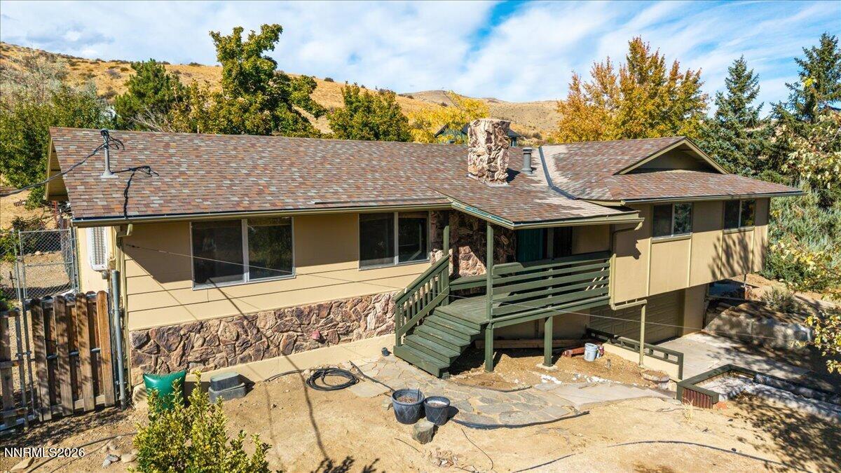 305 Steamboat Court — photo