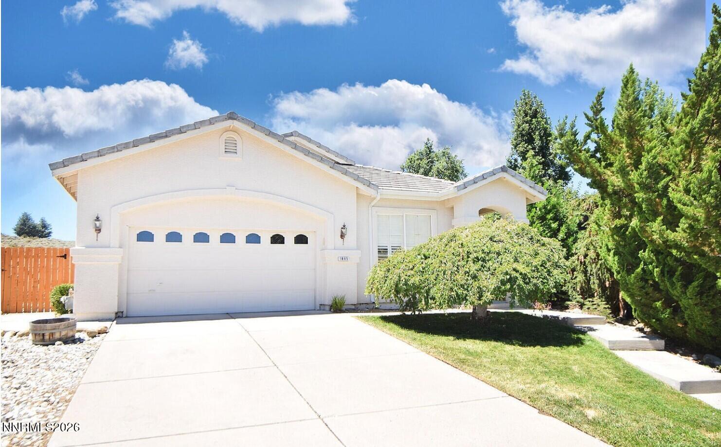 1895 Cambridge Hills Court — photo
