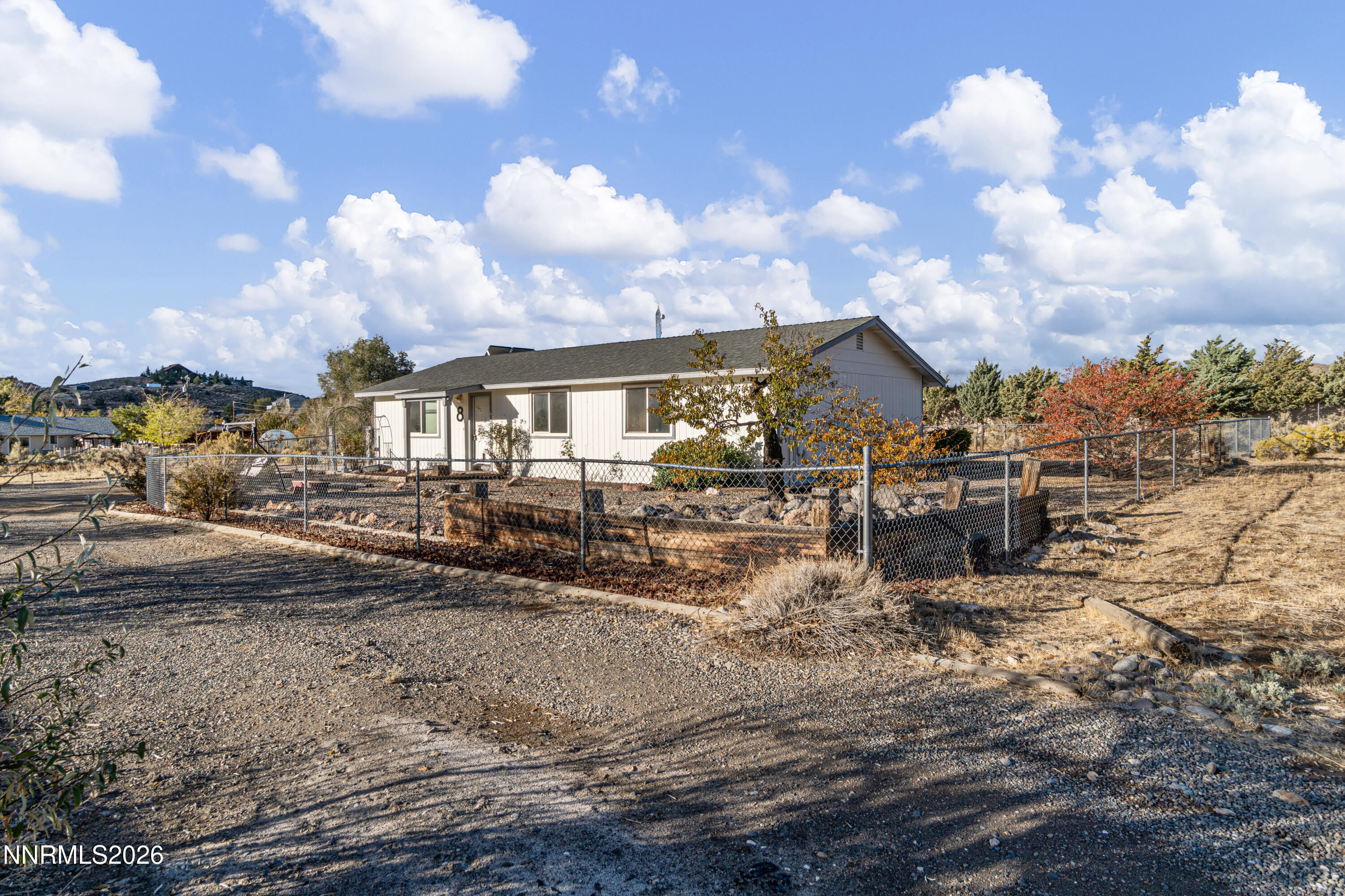 8 Jeanette Circle — photo