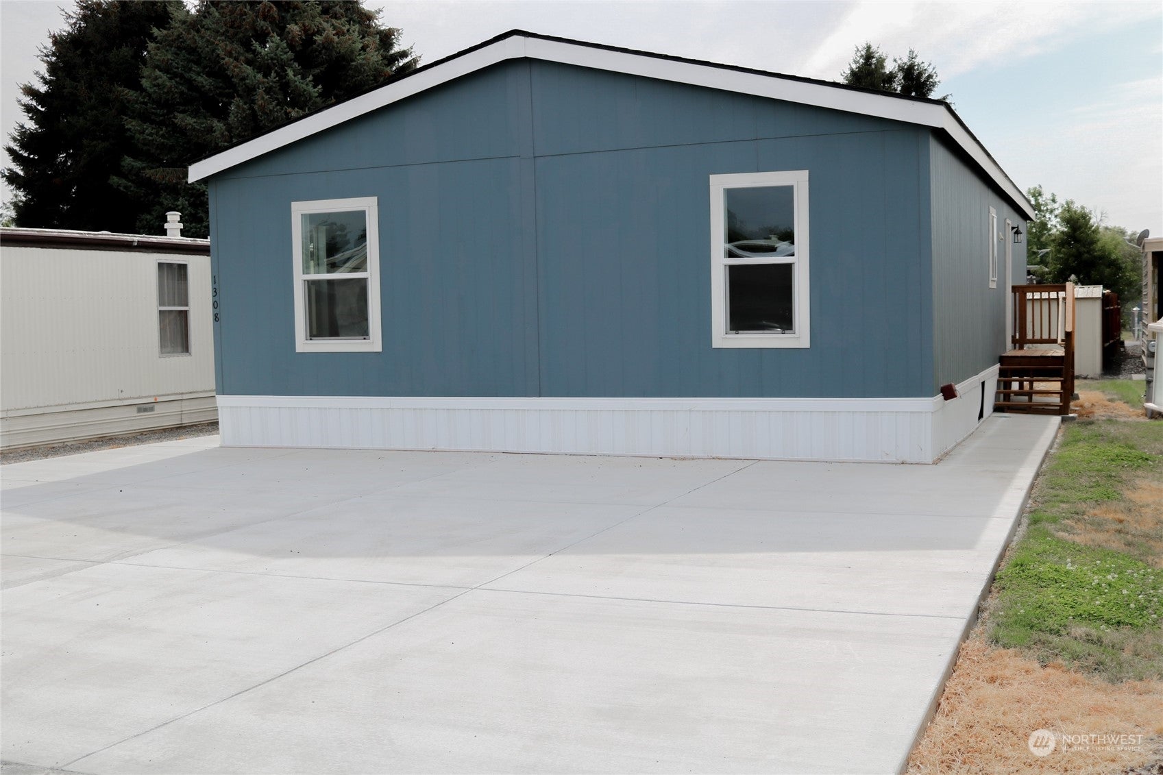 1308 Tollgate Lane — photo
