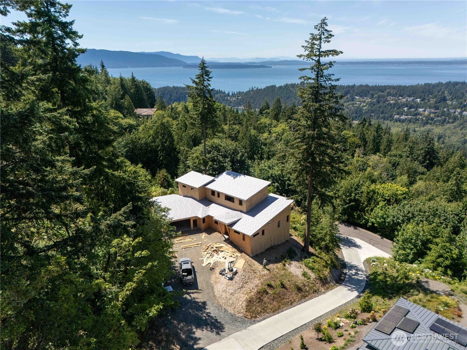 1697 Chuckanut Crest Drive — photo