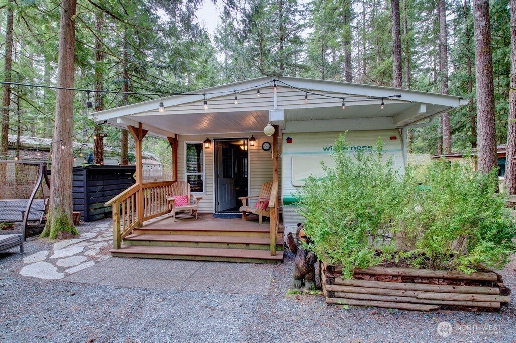 3 Wilderness Way — photo