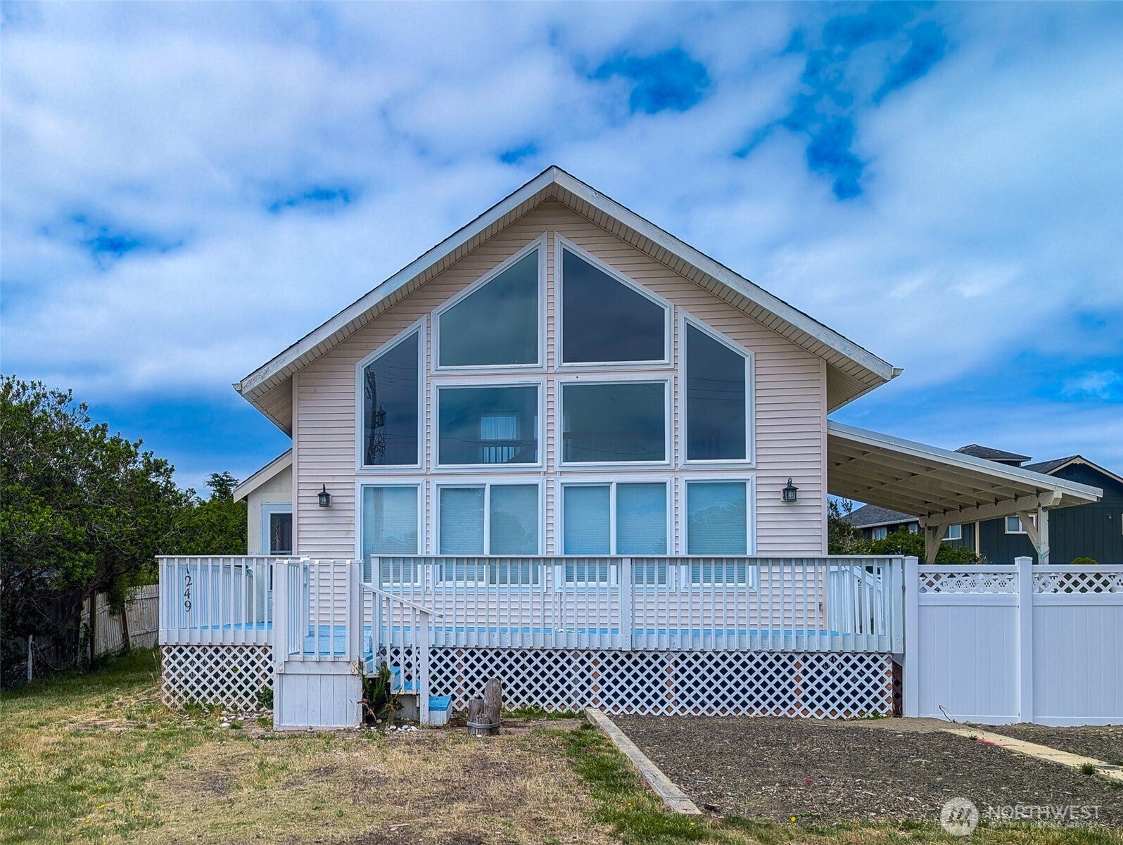 1249 E Ocean Shores Boulevard SW — photo