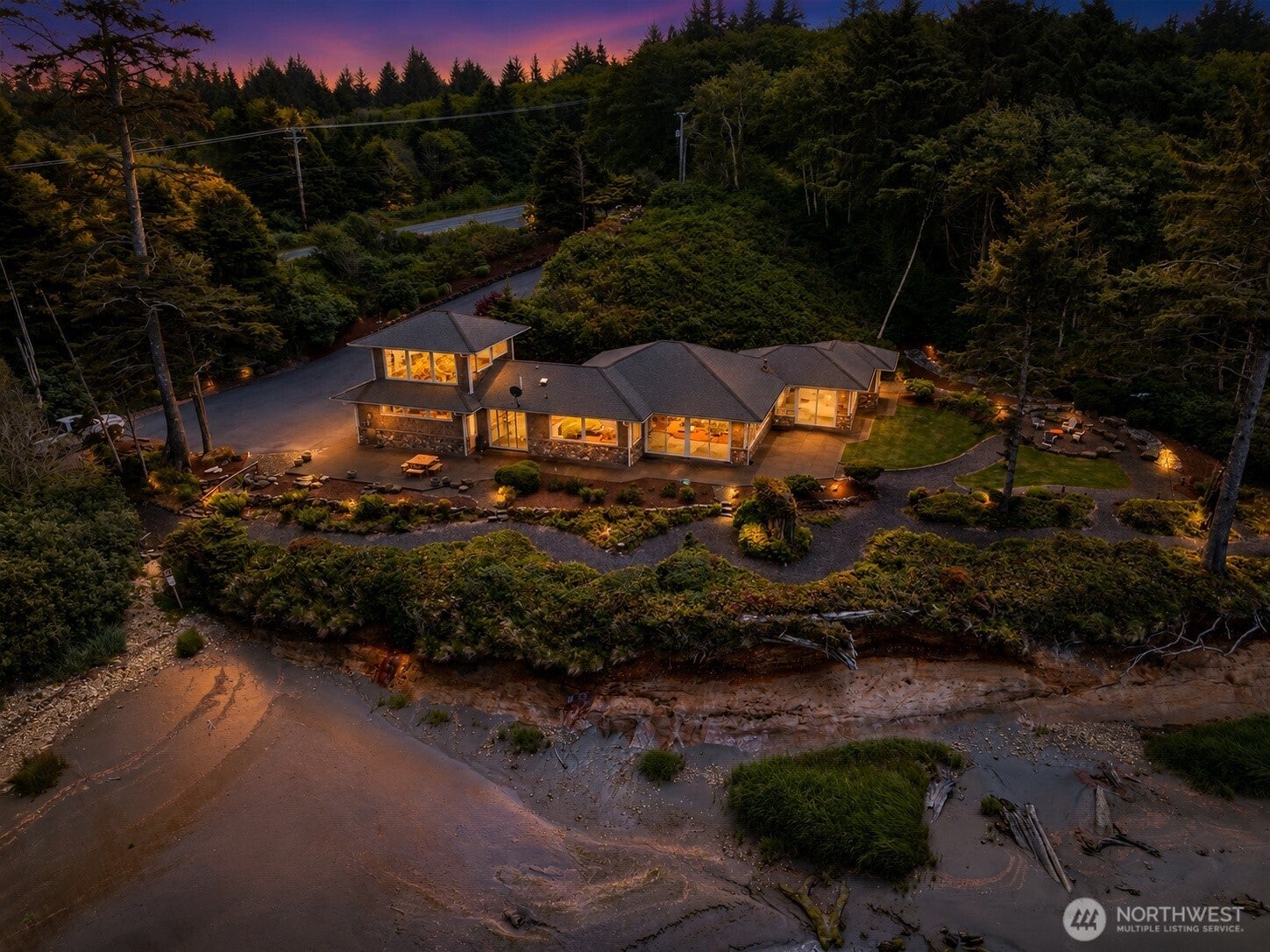 6 Diamond Drive — photo