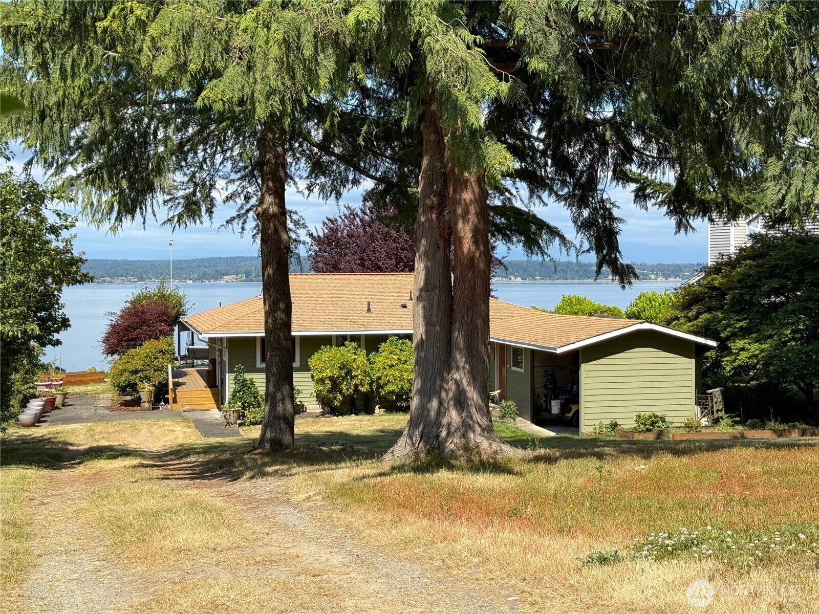 16 Saratoga (Including D-15) Drive — photo