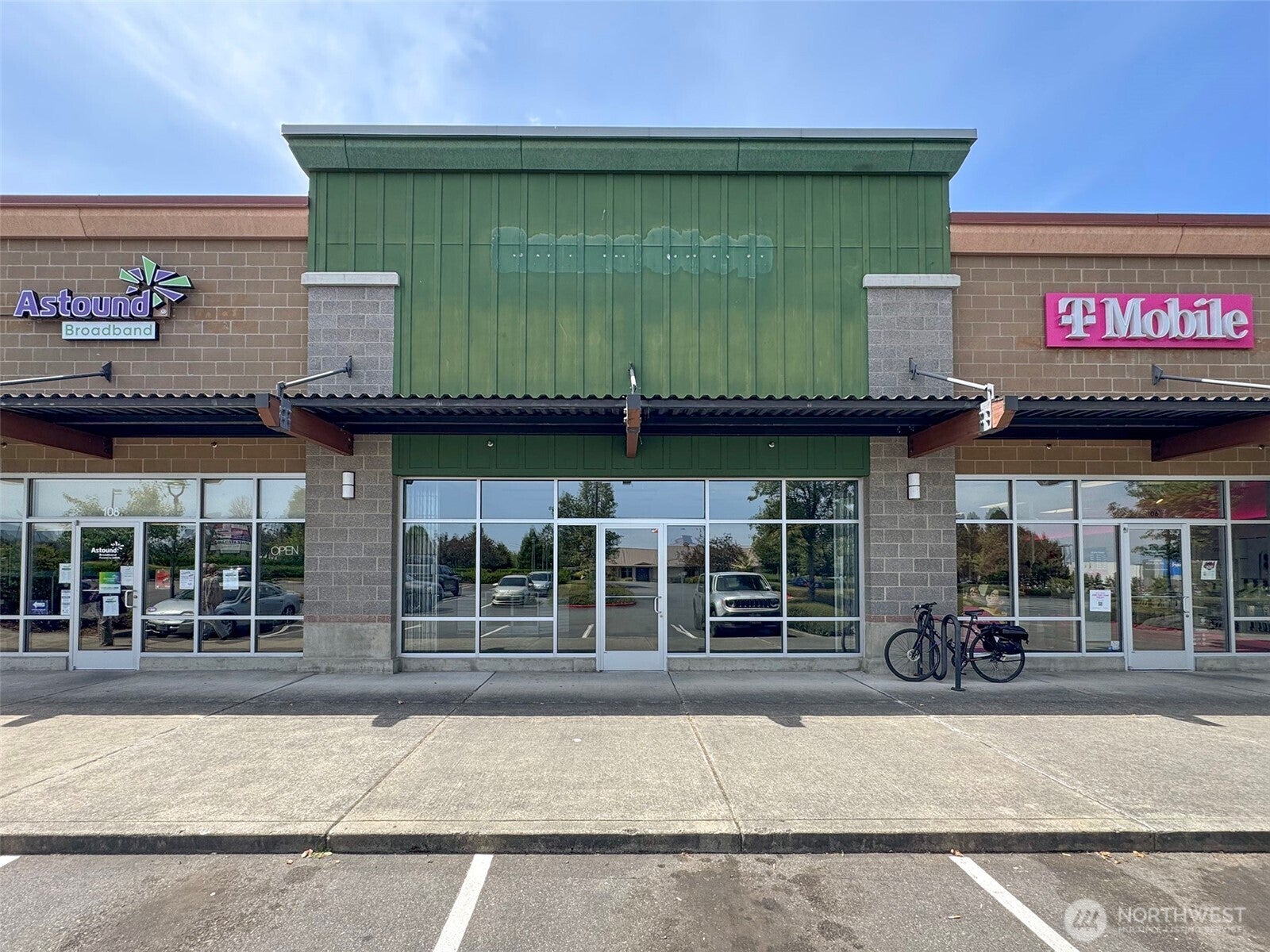 1400 W Washington Street 107 — photo