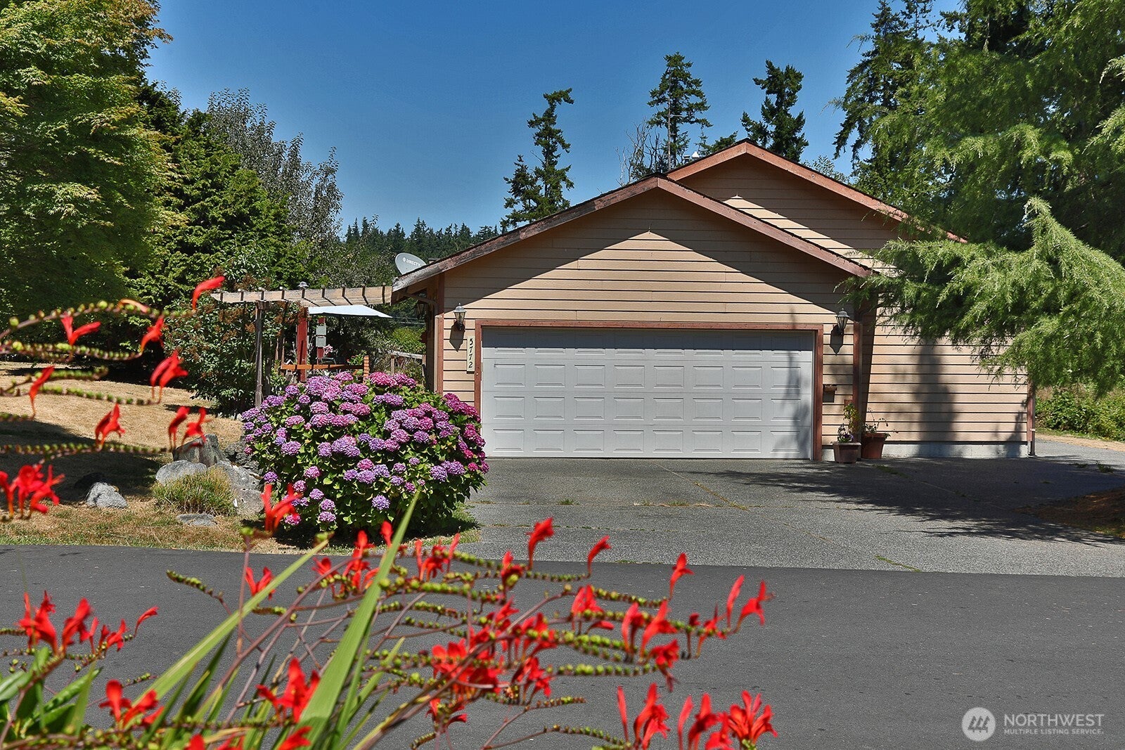 5772 Captain Vancouver Drive — photo