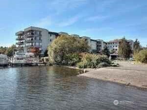 9030 Seward Park Avenue S 513 — photo
