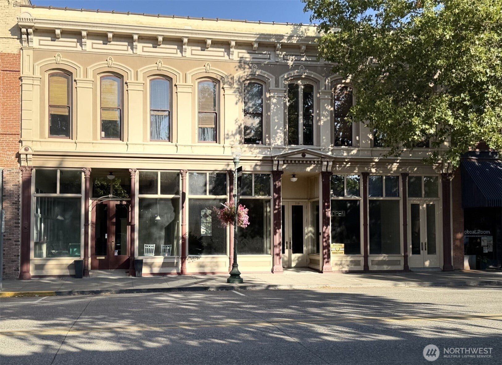 217 E Main Street — photo