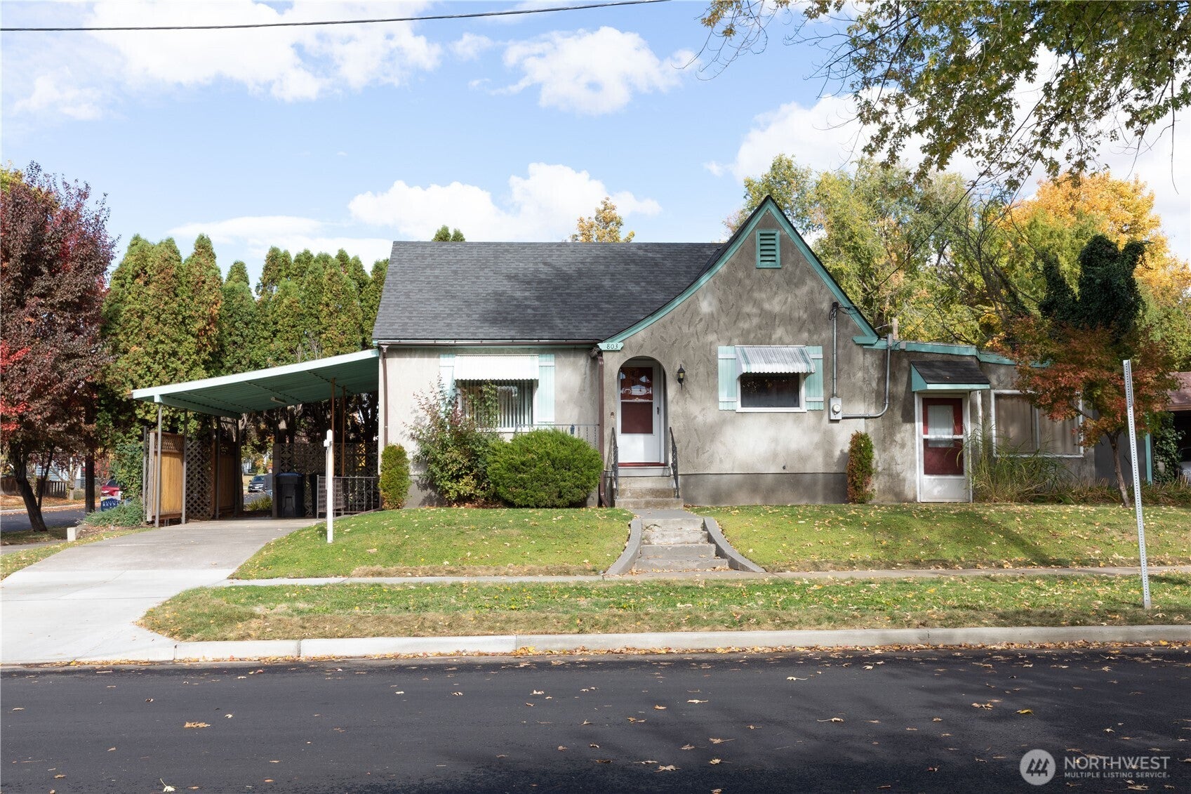 803 Alvarado Terrace — photo