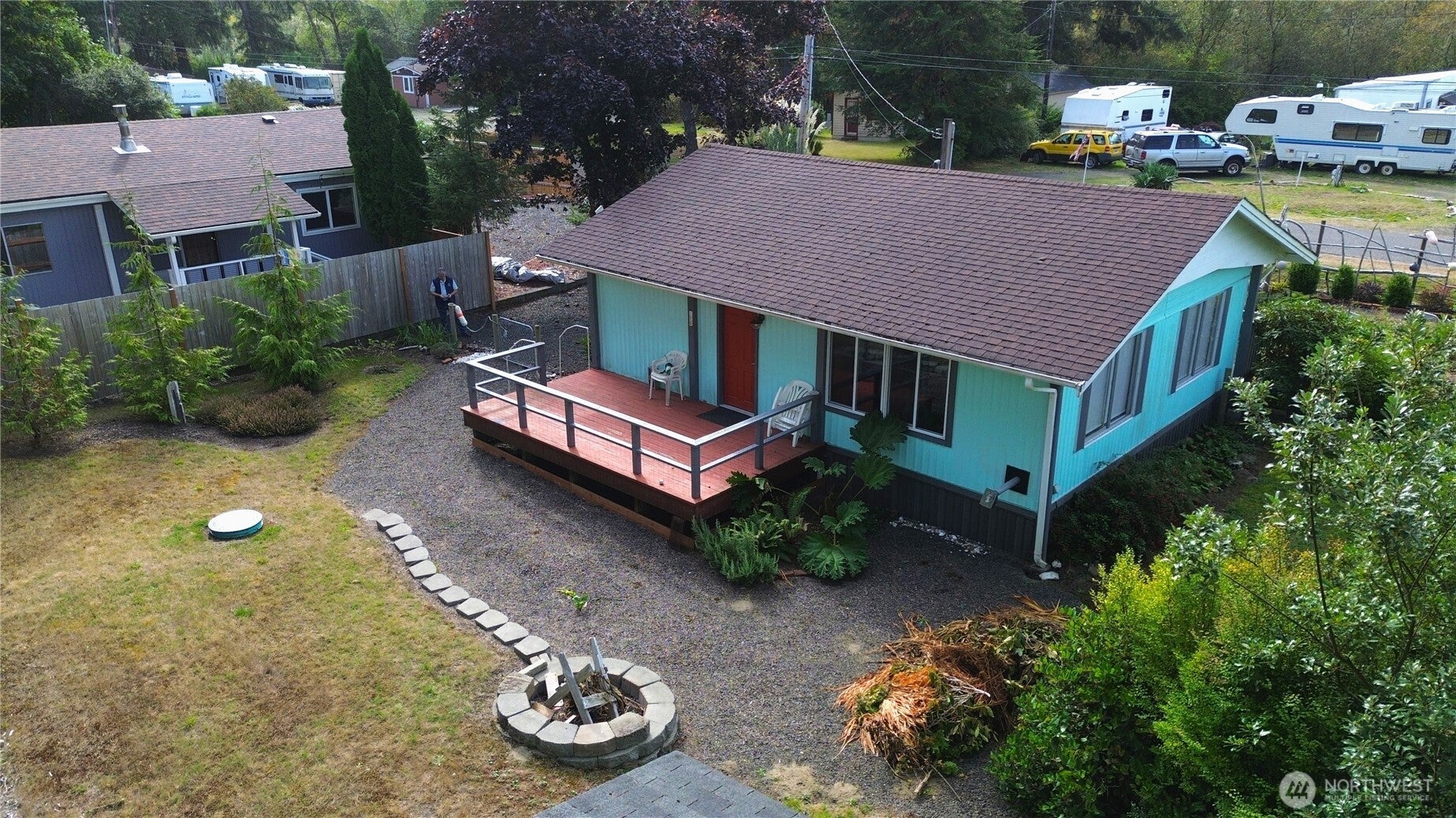 2446 S Pleasant Drive — photo