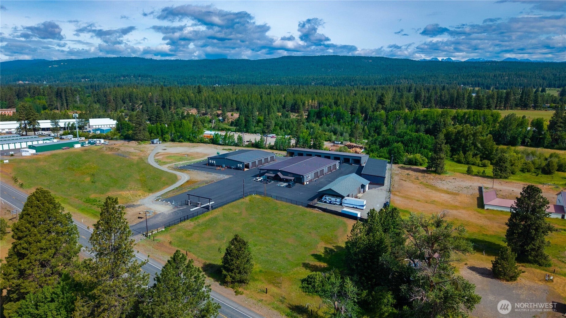 4081 SR 970 B5 — photo