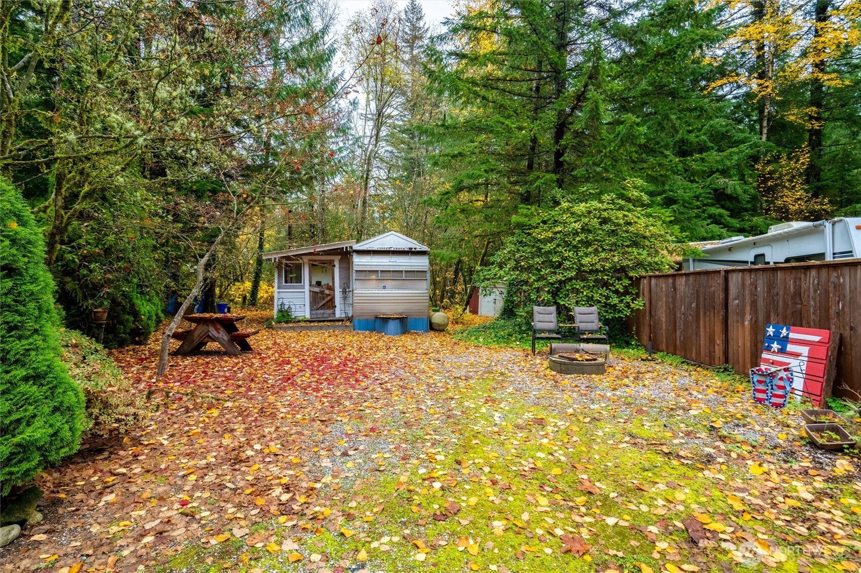 1017 Maple Lane — photo