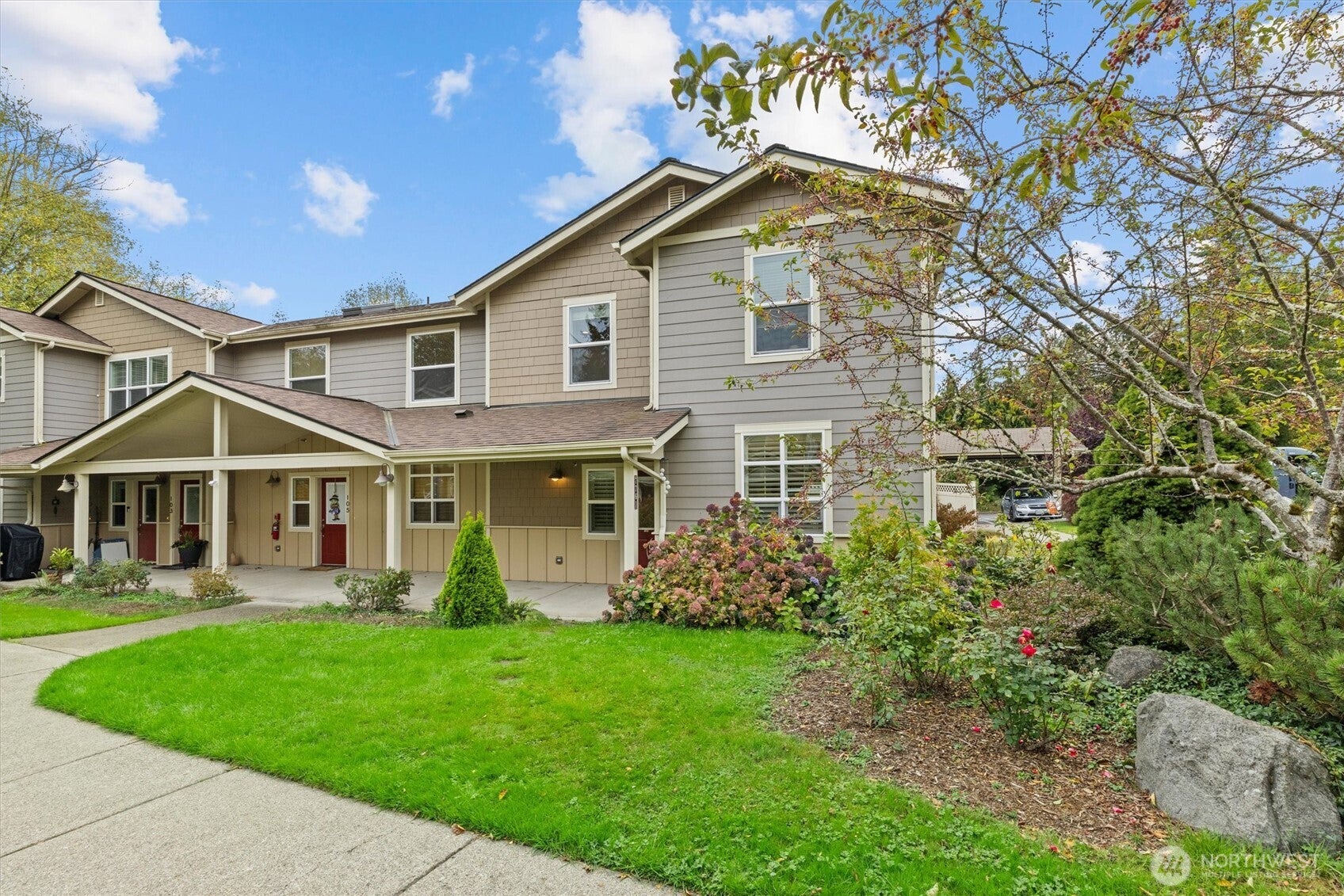 7761 Beacon Place NE G 107 — photo