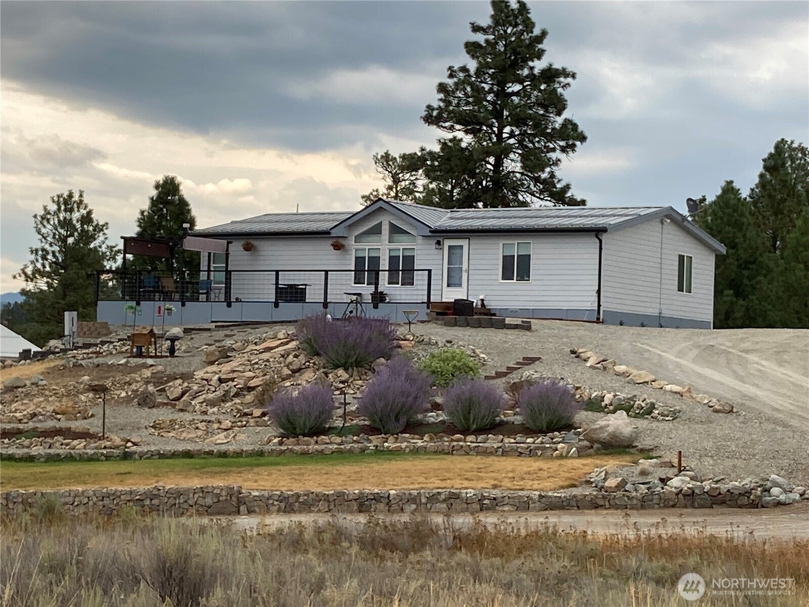 182 Point Drive — photo