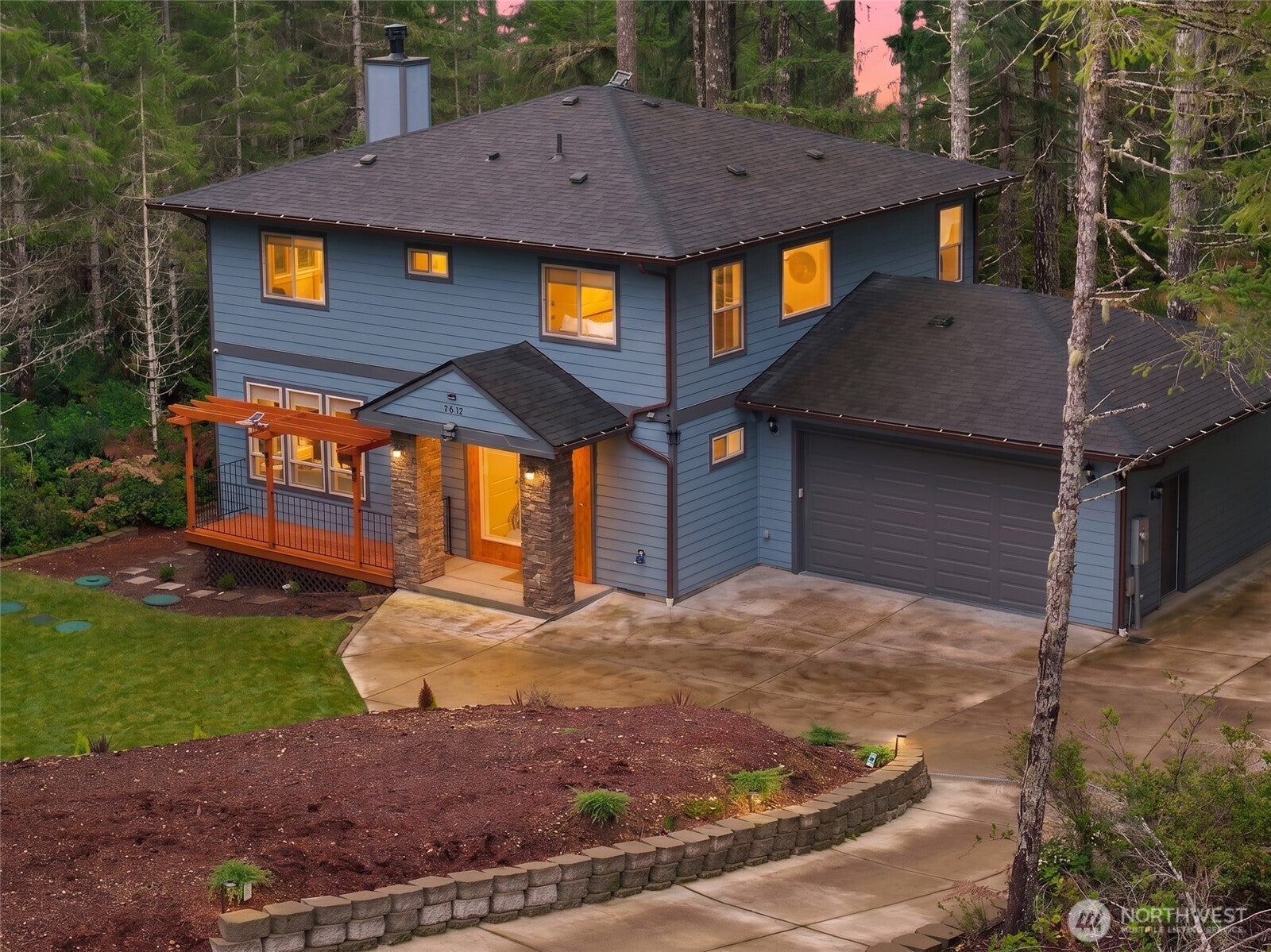 40 E Susan Court — photo