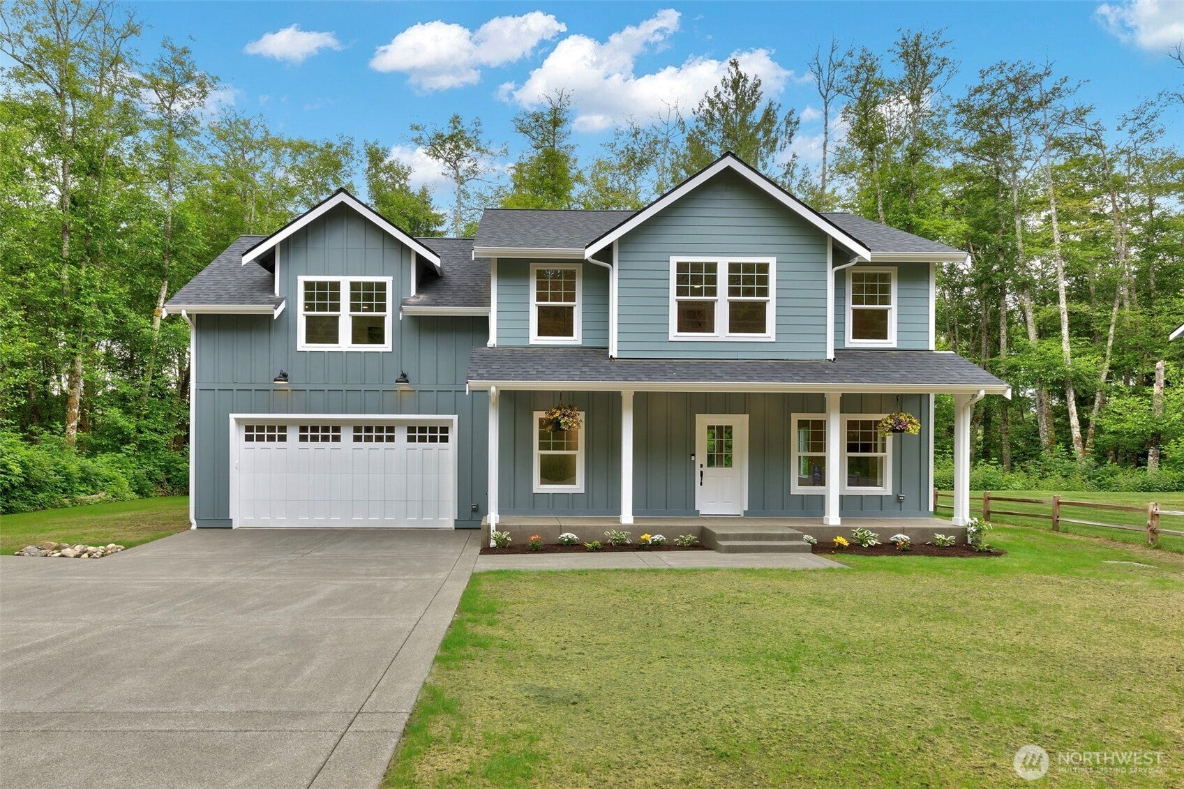 36651 Tamarack Drive NE — photo