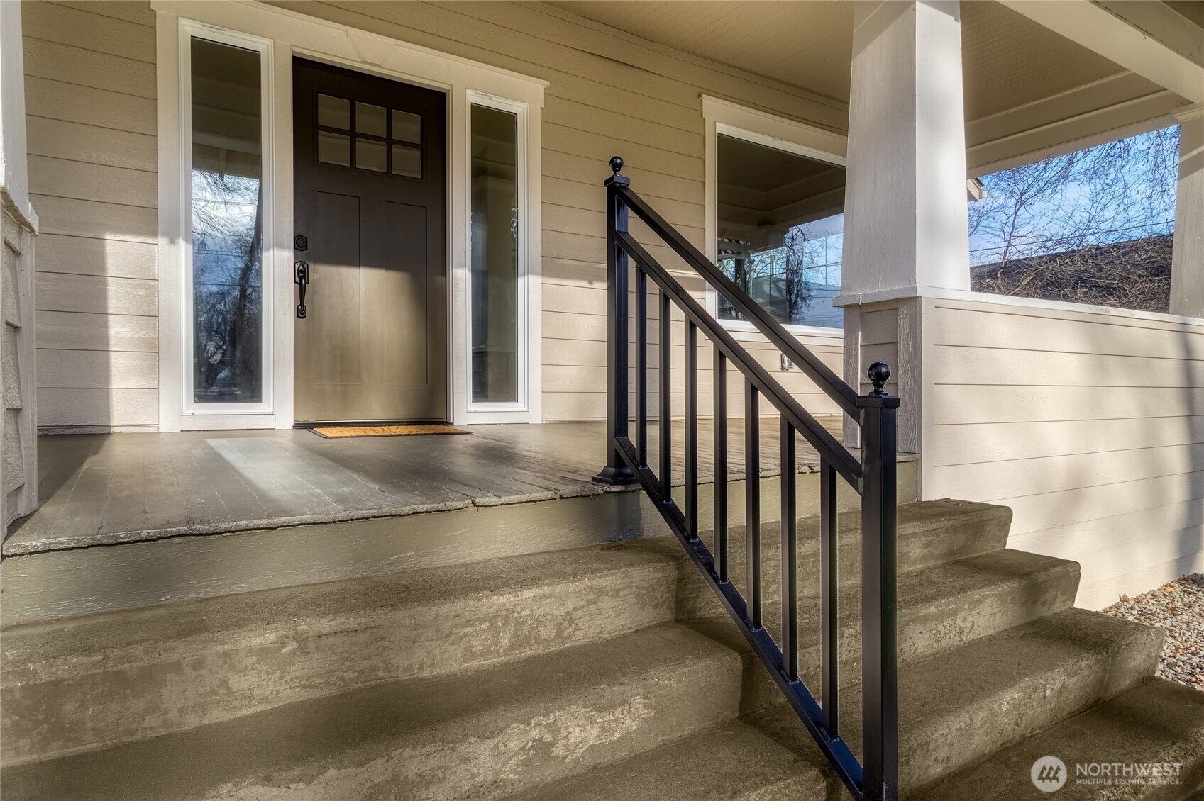 1037 E Alder Street — photo