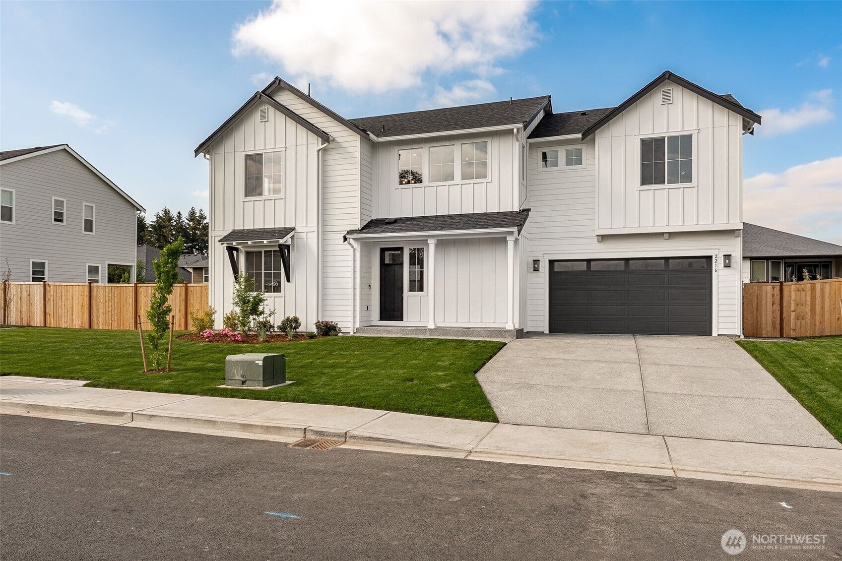 2216 Oak Court 3 — photo