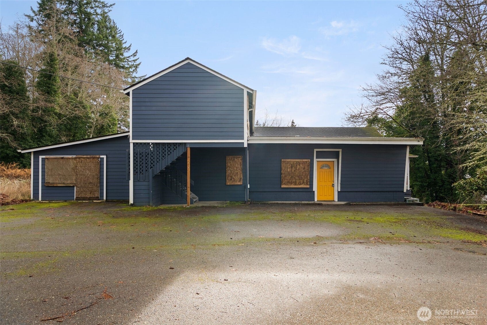 6323 Kitsap Way — photo