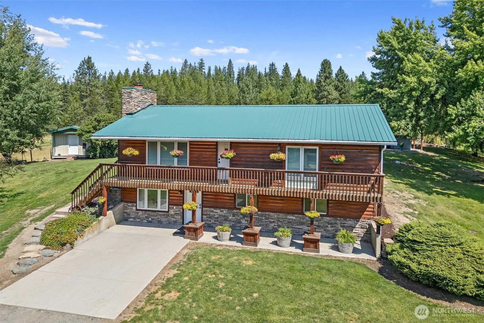1381 Little Twin Lakes Road — photo