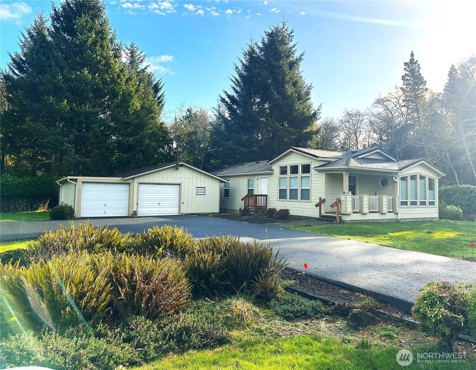 32110 T Pl — photo
