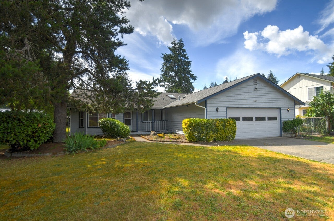 427 Sawmill Court SE — photo