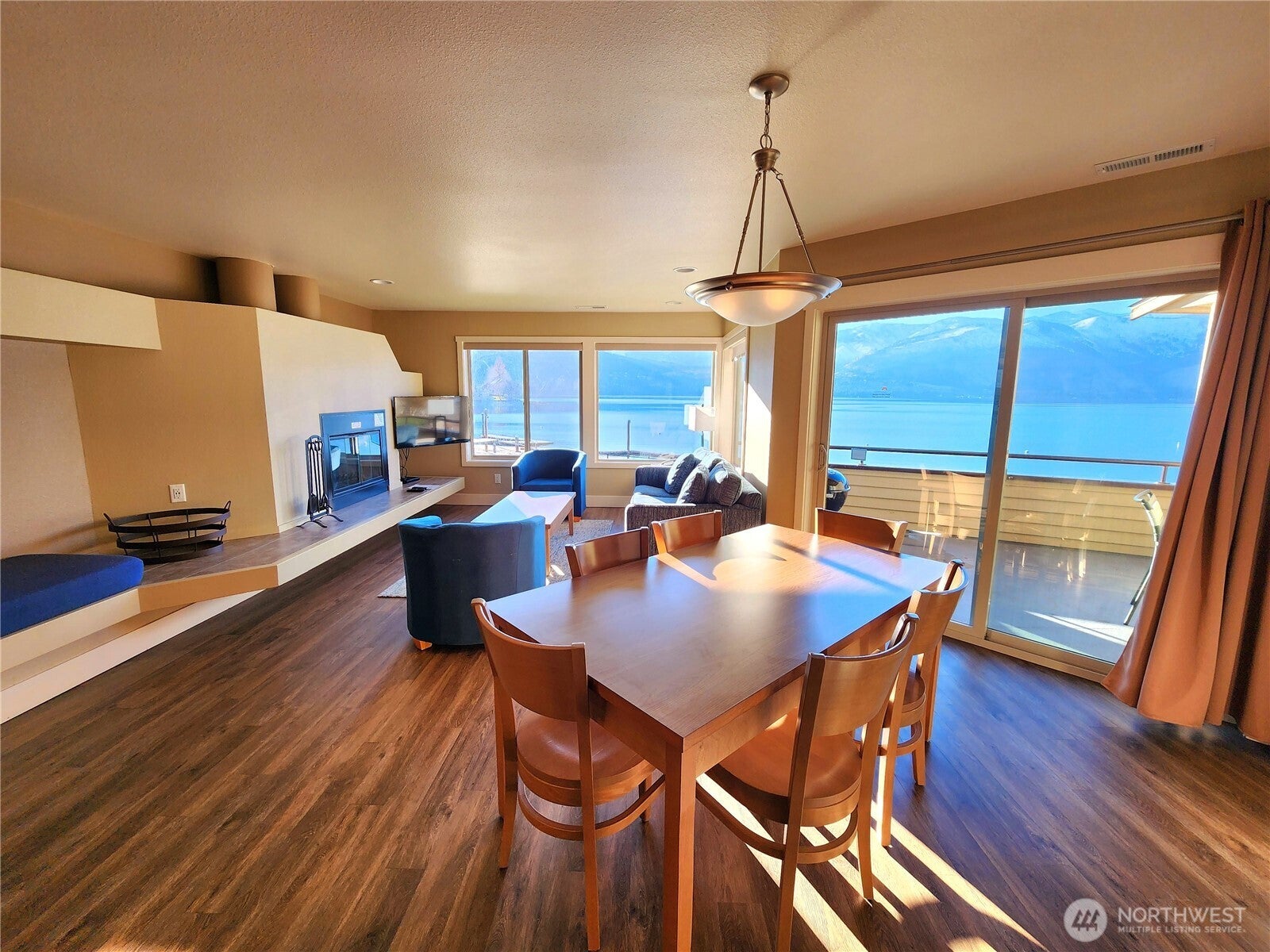 1 Lakeside 708-G — photo