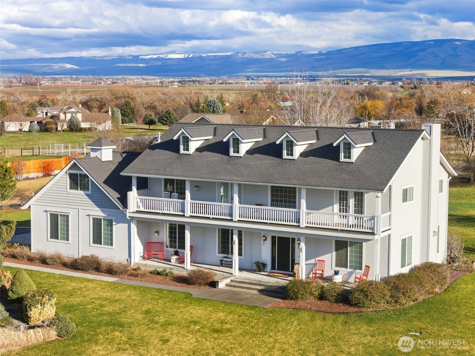 52 Donrita Court — photo