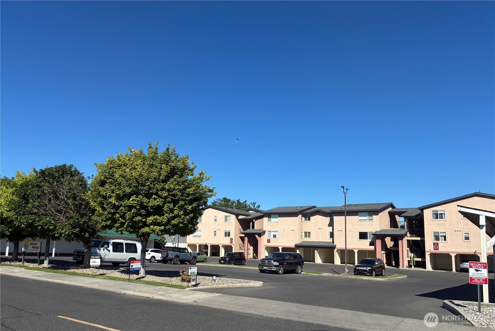 2900 Marina Dr. 201 — photo