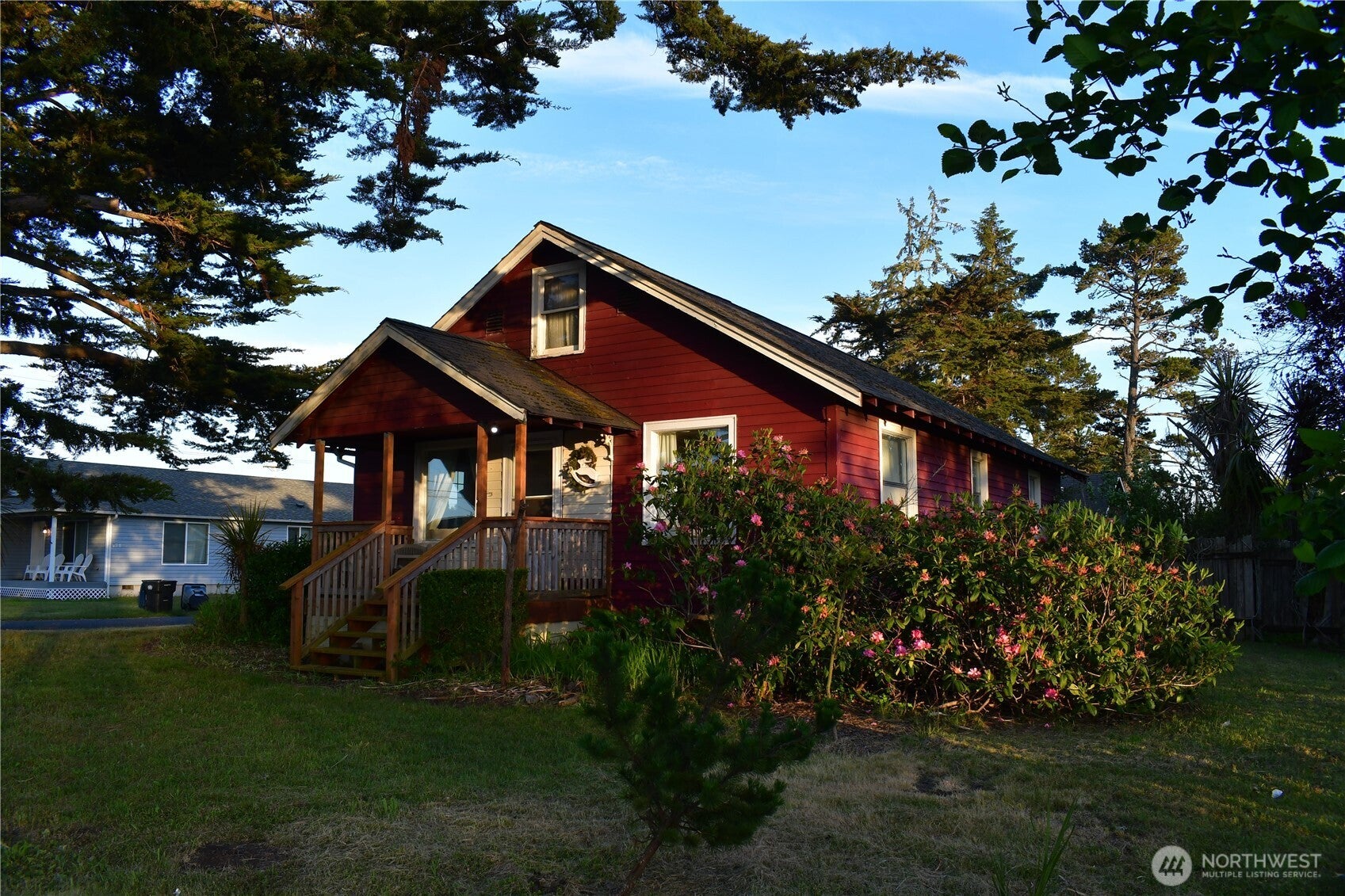 203 W Ocean Ave — photo