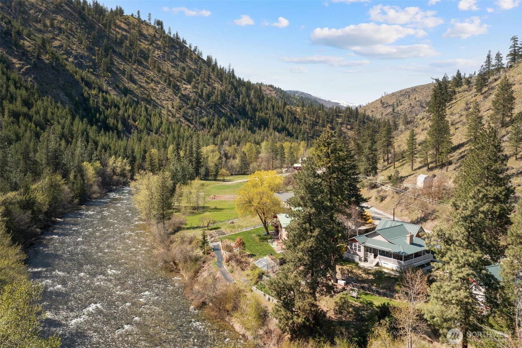 8831 Entiat River Road — photo