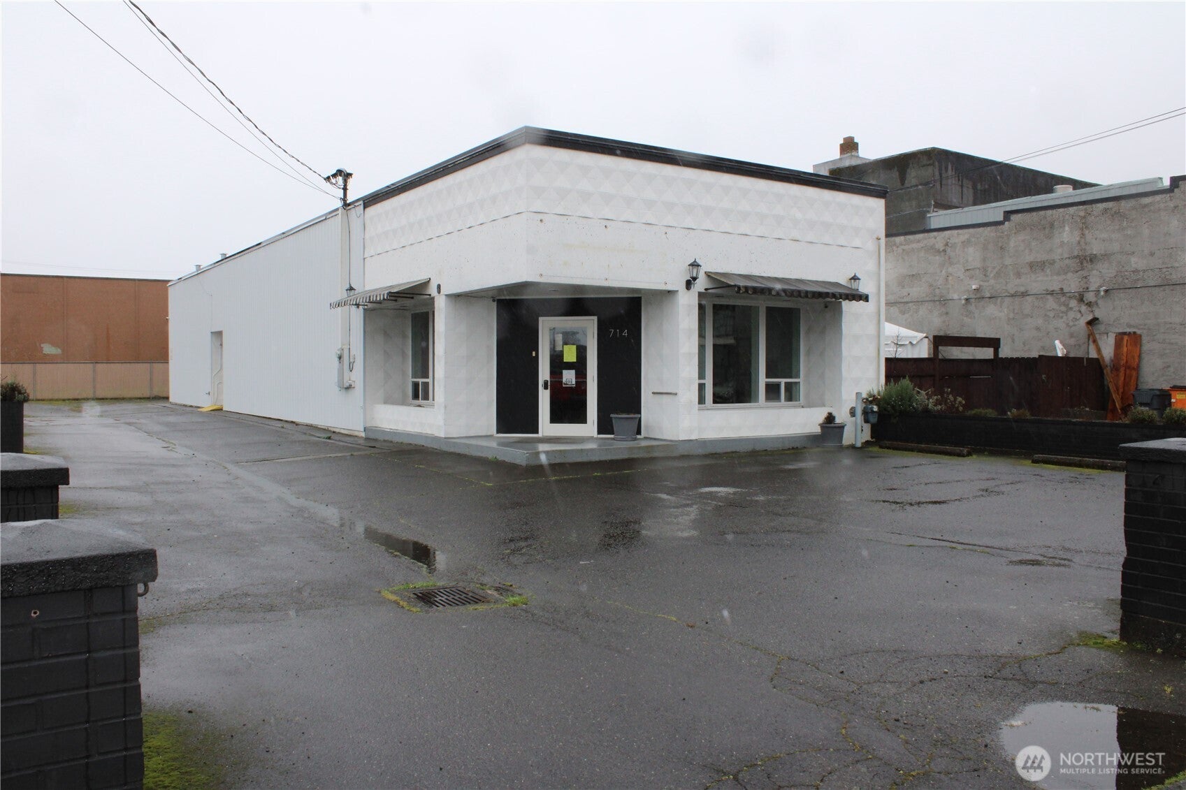 714 J Street — photo