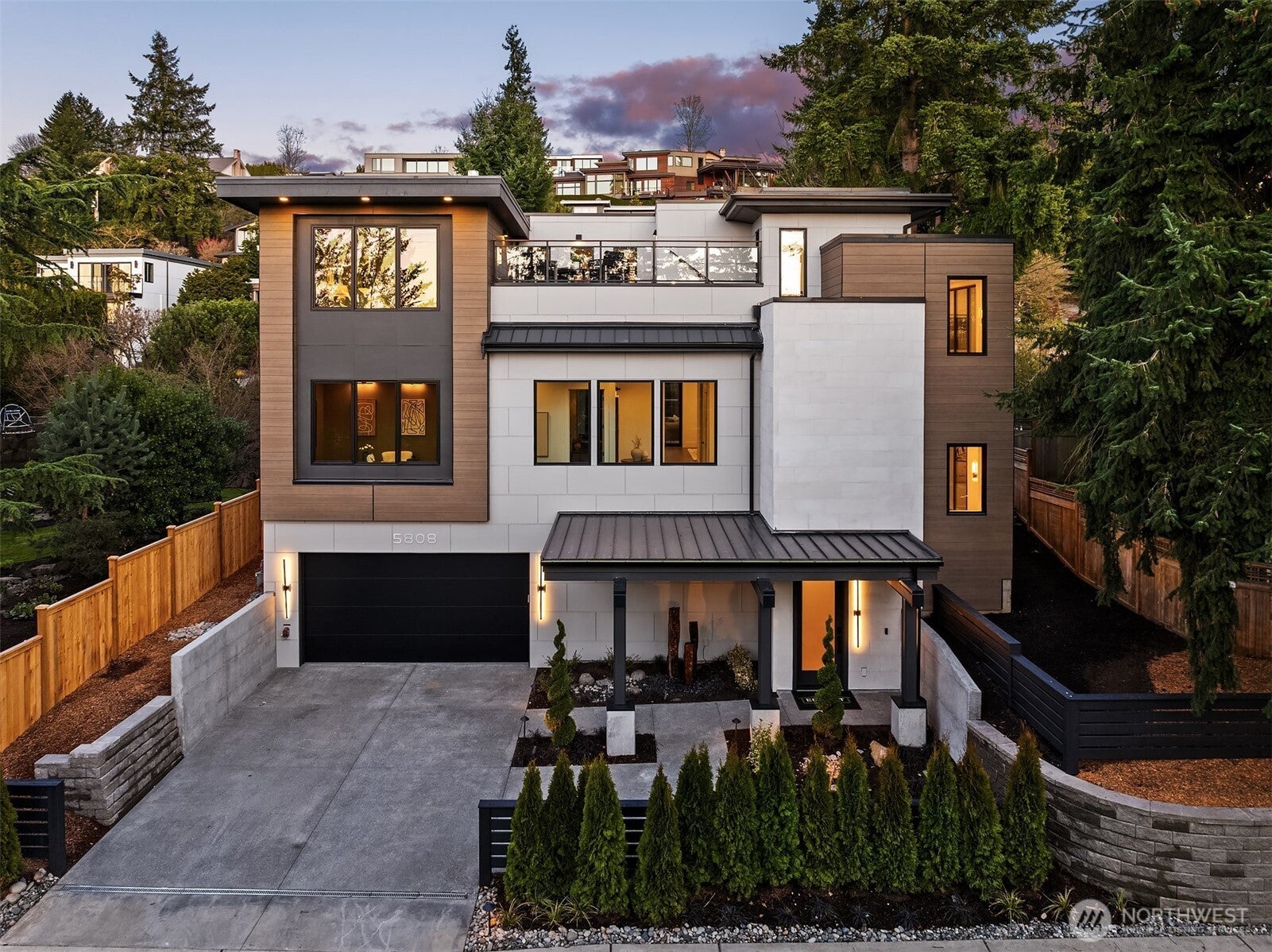 5808 Lakeview Drive — photo