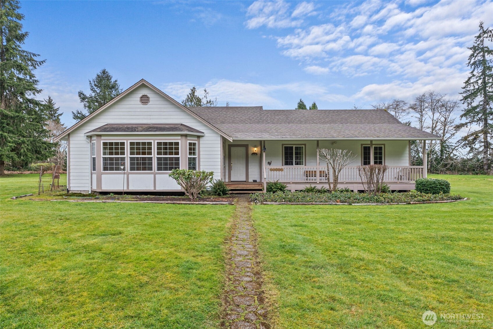 570 Wynooche Valley Road — photo