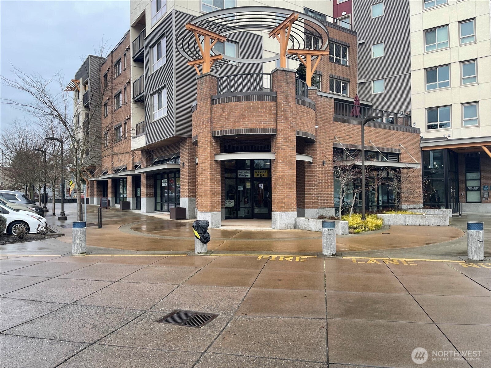 14200 Tukwila International Boulevard S a — photo