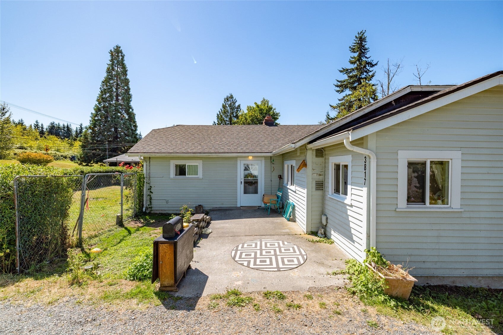 3817 E Sunset Drive — photo