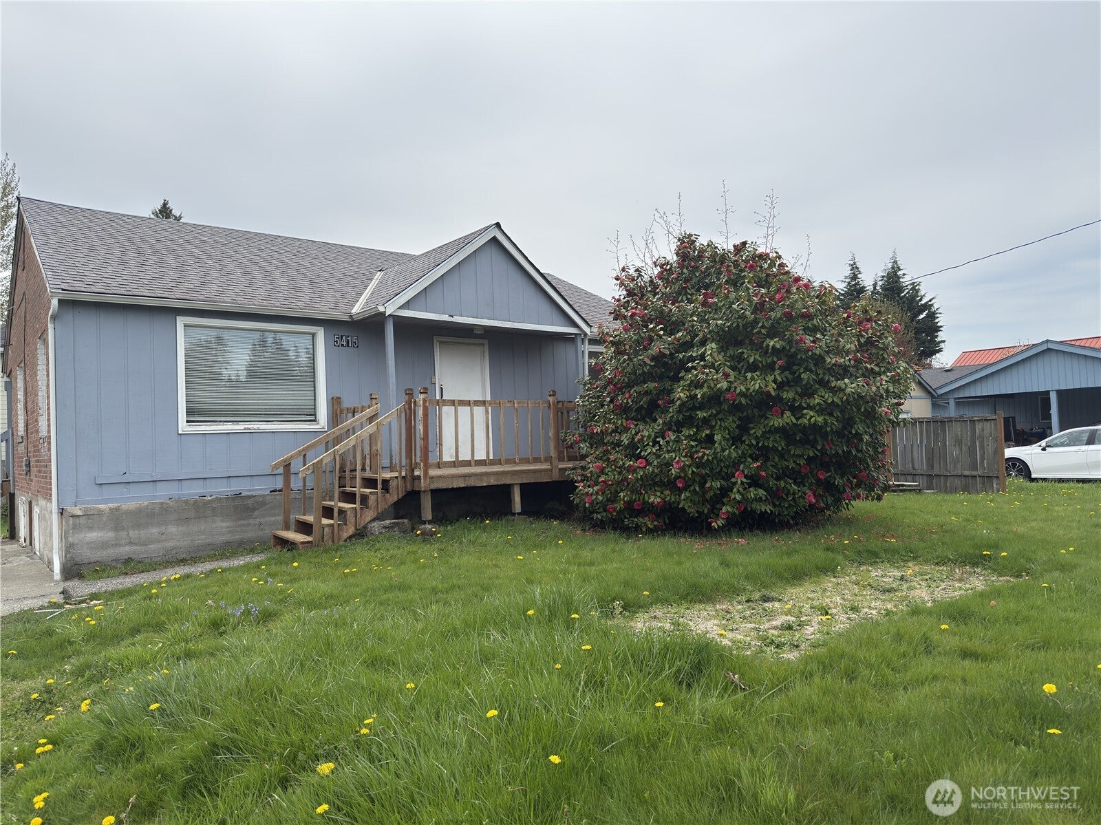 5415 NE 4th Street — photo