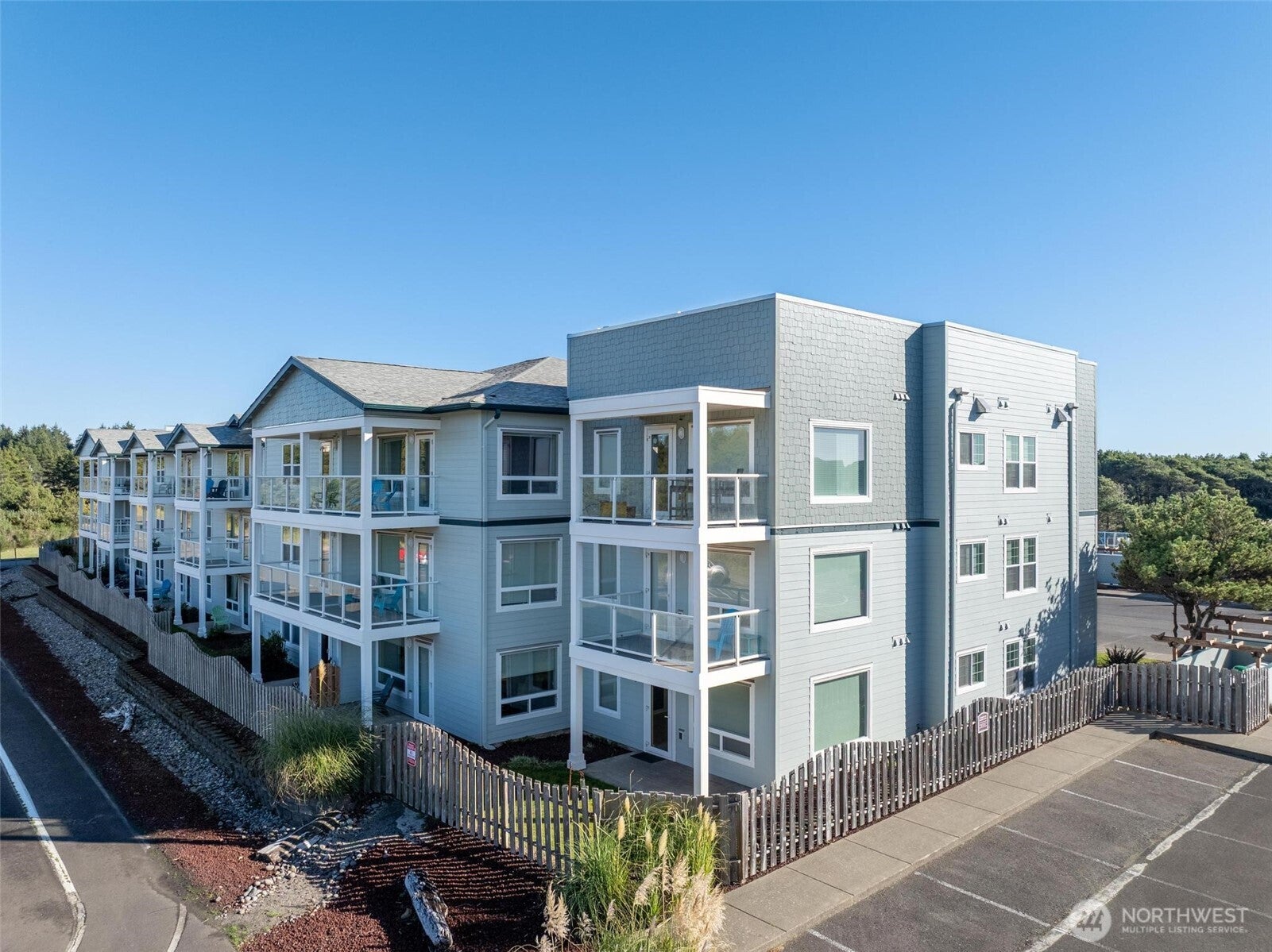 1600 W Ocean Avenue 1211 — photo