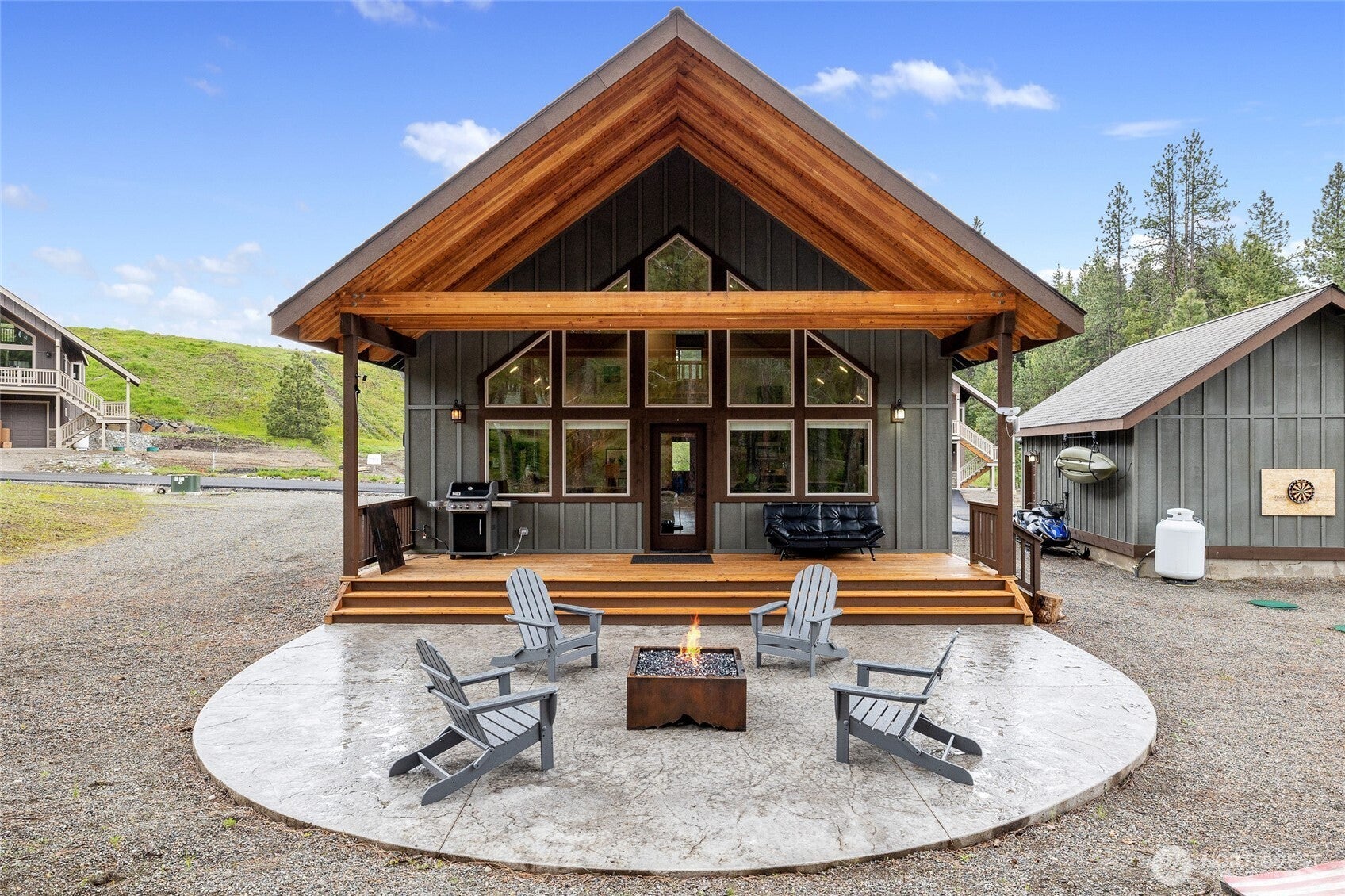 330 Rockberry Loop — photo